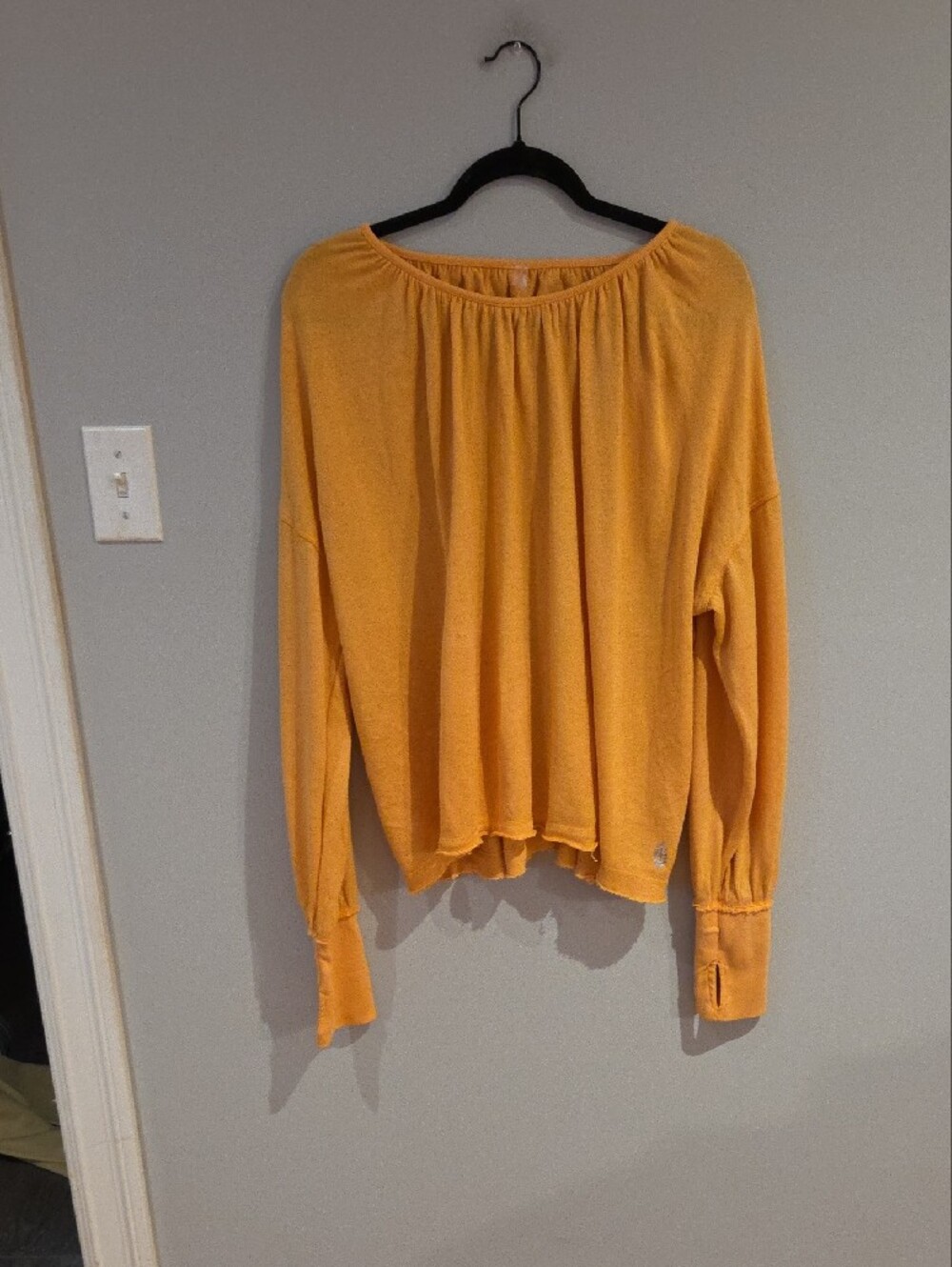 Women's Relaxed Crewneck Long-Sleeve Top - Peach - Picture 5 of 7